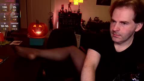 Snapshot of crazygamerandy chatting on 10-30-25, 03:19 Andy online show from 10-30-25, 03:19