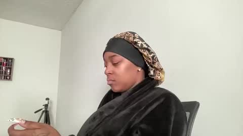 PHANTOMTARGARYENXXX online show from 12-15-25, 06:45