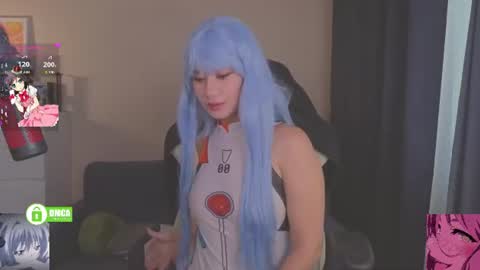 Snapshot of creammeow chatting on 07-01-26, 02:13 Alina online show from 07-01-26, 02:13