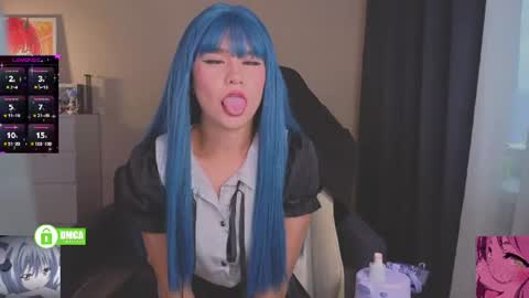 Snapshot of creammeow chatting on 07-14-26, 02:05 Alina online show from 07-14-26, 02:05