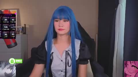 Snapshot of creammeow chatting on 08-07-26, 02:35 Alina online show from 08-07-26, 02:35
