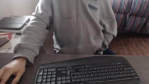 Creamormilk online show from 09-13-25, 03:34