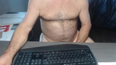 Creamormilk online show from 09-24-25, 01:36