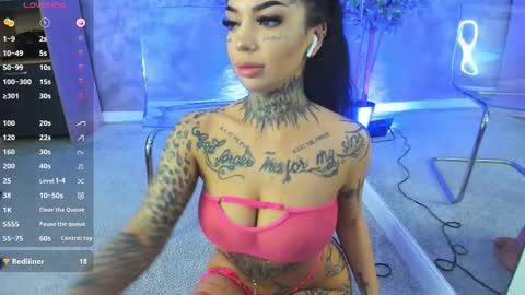 Sophie online show from 09-24-25, 06:39