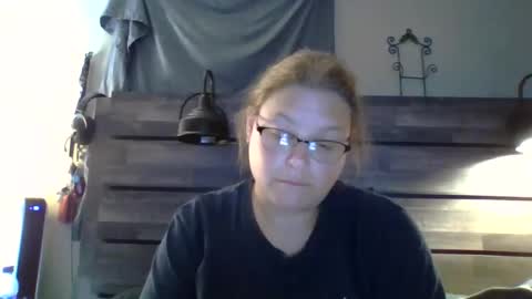 Snapshot of creamymadona chatting on 10-30-25, 01:01 Heather online show from 10-30-25, 01:01