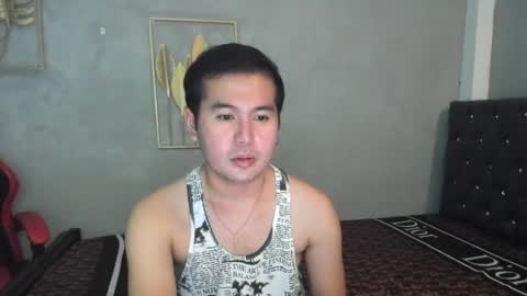 Snapshot of creamynow chatting on 12-14-24, 11:18 BareCreamyCum online show from 12-14-24, 11:18