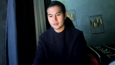 Snapshot of creamynow chatting on 12-25-24, 03:17 BareCreamyCum online show from 12-25-24, 03:17