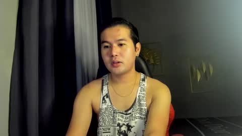 Snapshot of creamynow chatting on 12-29-24, 12:45 BareCreamyCum online show from 12-29-24, 12:45