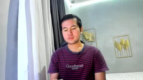 Snapshot of creamynow chatting on 01-01-25, 06:27 BareCreamyCum online show from 01-01-25, 06:27