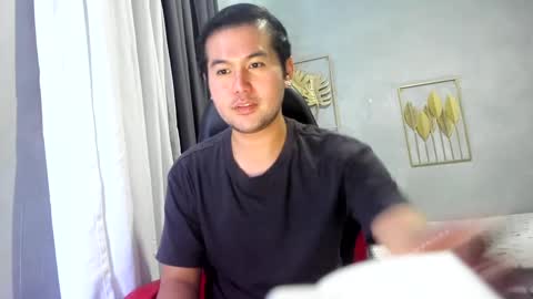 Snapshot of creamynow chatting on 01-02-25, 11:20 BareCreamyCum online show from 01-02-25, 11:20