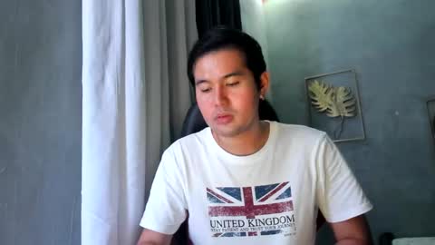 Snapshot of creamynow chatting on 01-04-25, 04:43 BareCreamyCum online show from 01-04-25, 04:43