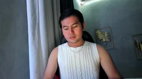 Snapshot of creamynow chatting on 01-05-25, 12:21 BareCreamyCum online show from 01-05-25, 12:21