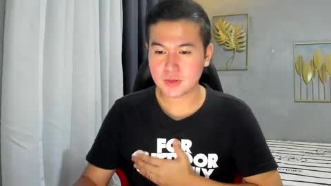 Snapshot of creamynow chatting on 02-11-25, 06:55 BareCreamyCum online show from 02-11-25, 06:55