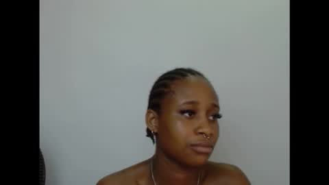 creamyxmuffin online show from 10-17-25, 09:34