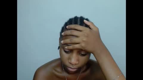 creamyxmuffin online show from 10-19-25, 09:32