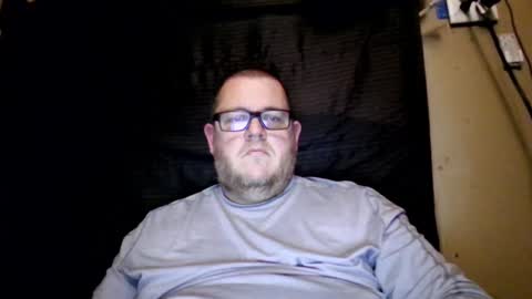 The hopeless romantic online show from 01-30-25, 08:32