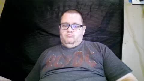 The hopeless romantic online show from 03-04-25, 05:56