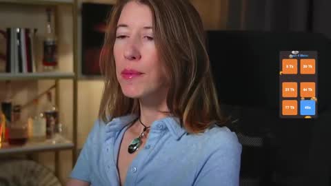 Snapshot of creme_dela_creme chatting on 11-13-25, 06:51 Quinn de la Creme online show from 11-13-25, 06:51