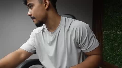 Crimson heart online show from 12-19-25, 12:23