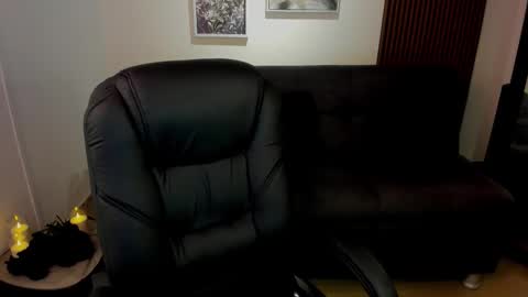 Tatiana  online show from 09-26-25, 05:00