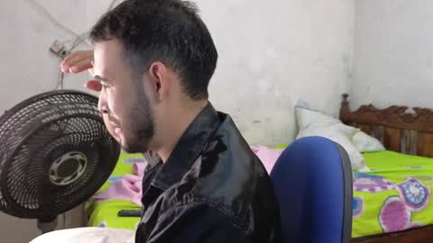 cris_simons online show from 01-04-25, 03:18