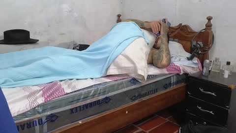 cris_simons online show from 01-25-25, 02:37