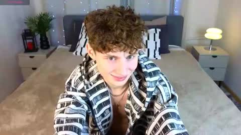 Chris online show from 02-18-26, 04:19