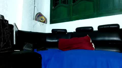 yereimis y jaider  online show from 02-16-25, 03:26