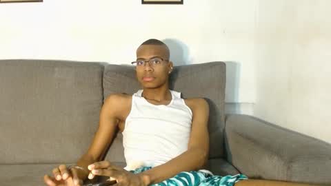 criss_zuri online show from 10-21-25, 11:55