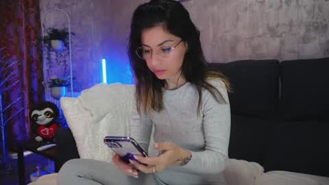 crissy_love online show from 02-17-25, 06:31