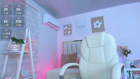 Snapshot of cristal_bunny chatting on 01-30-25, 12:29 Cristal online show from 01-30-25, 12:29