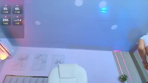 Snapshot of cristal_bunny chatting on 03-03-25, 06:59 Cristal online show from 03-03-25, 06:59