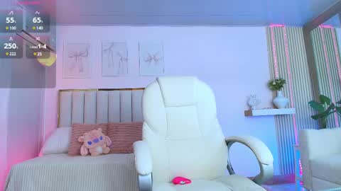 Snapshot of cristal_bunny chatting on 03-04-25, 12:50 Cristal online show from 03-04-25, 12:50