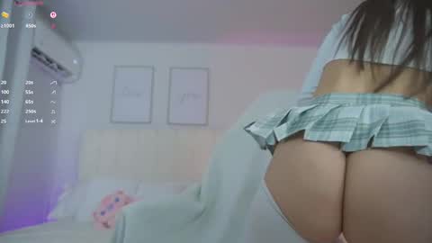 Cristal  online show from 11-21-25, 12:54