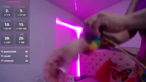 Snapshot of cristal_horny19 chatting on 02-10-25, 06:09 Milena online show from 02-10-25, 06:09