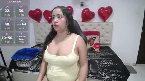 Snapshot of cristal_horny19 chatting on 09-23-25, 02:58 Milena online show from 09-23-25, 02:58