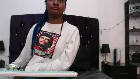 Snapshot of cristal_smith06 chatting on 01-04-25, 01:52 Hanna online show from 01-04-25, 01:52