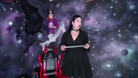 Cristal de Leon online show from 10-14-25, 07:03