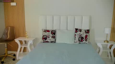 cristale69 online show from 09-30-25, 10:26