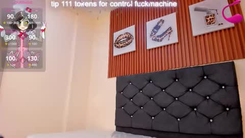 cristale69 online show from 10-15-25, 02:33