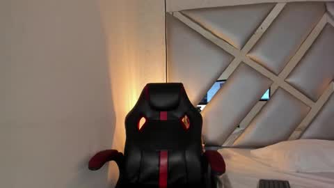 Snapshot of cristalevans_vc chatting on 10-16-25, 05:30 cristalevans_vc online show from 10-16-25, 05:30
