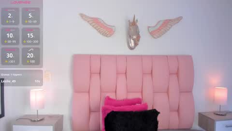 cristal online show from 12-22-24, 08:14
