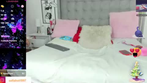 Cristal Sofia online show from 12-30-24, 05:44