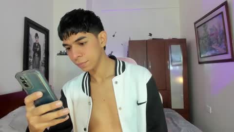 Snapshot of cristhian_slytherin chatting on 01-20-25, 11:24 cristhian online show from 01-20-25, 11:24