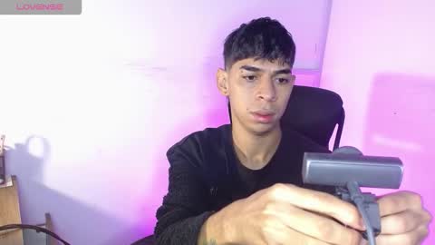 Snapshot of cristhian_slytherin chatting on 12-05-25, 04:10 cristhian online show from 12-05-25, 04:10