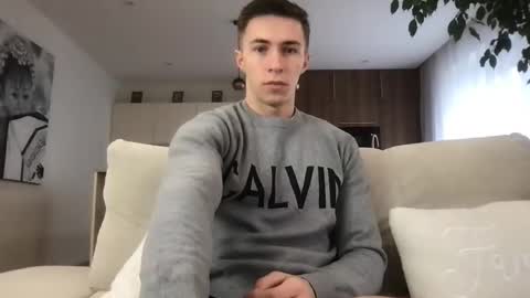 Snapshot of cristianovilla chatting on 12-10-24, 09:23 CristianoHailey online show from 12-10-24, 09:23