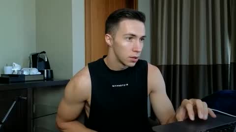 Snapshot of cristianovilla chatting on 09-15-25, 09:53 CristianoHailey online show from 09-15-25, 09:53