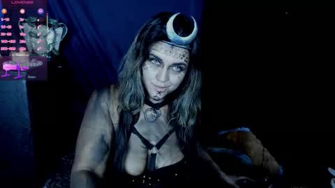 Cristina  online show from 10-30-25, 11:33