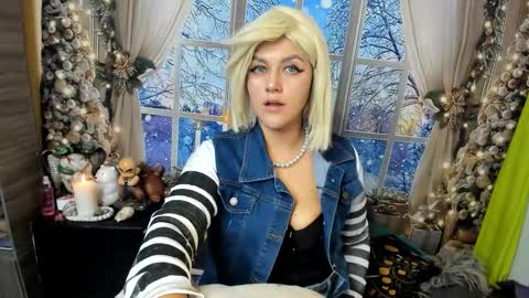 Cristina  online show from 12-20-25, 01:02