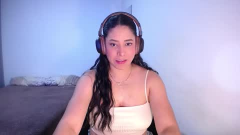 Cristina online show from 12-19-25, 12:17